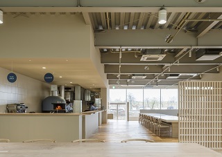 ホールスタッフ【正社員】／株式会社シロ_SHIRO CAFE 砂川本店