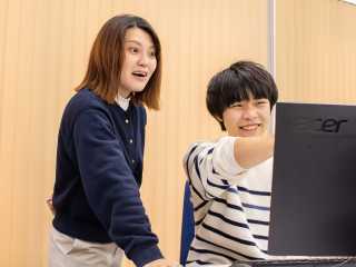 社内SE【正社員】／結デザイン有限会社_砂川オフィス